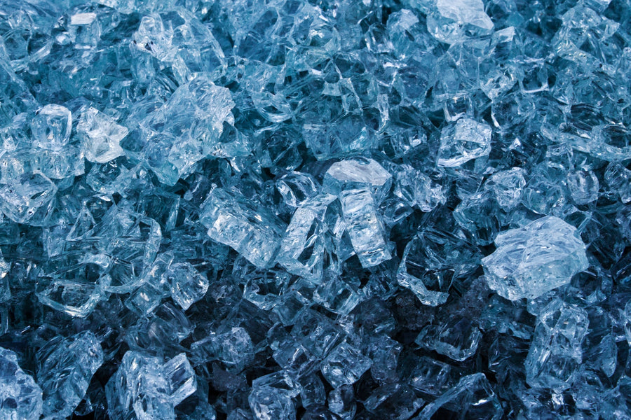Discharge of crushed ice / scale